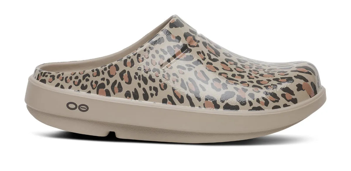 Women's OOcloog Limited Edition Clog - Nomad Leopard