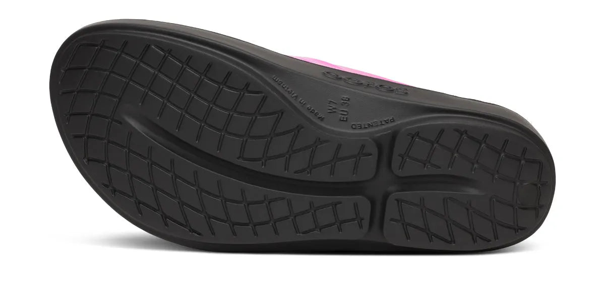 Women's OOlala Luxe Sandal - Frosted Fuchsia