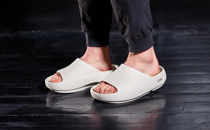 Men's OOahh PLUS Slide Sandal - Chalk